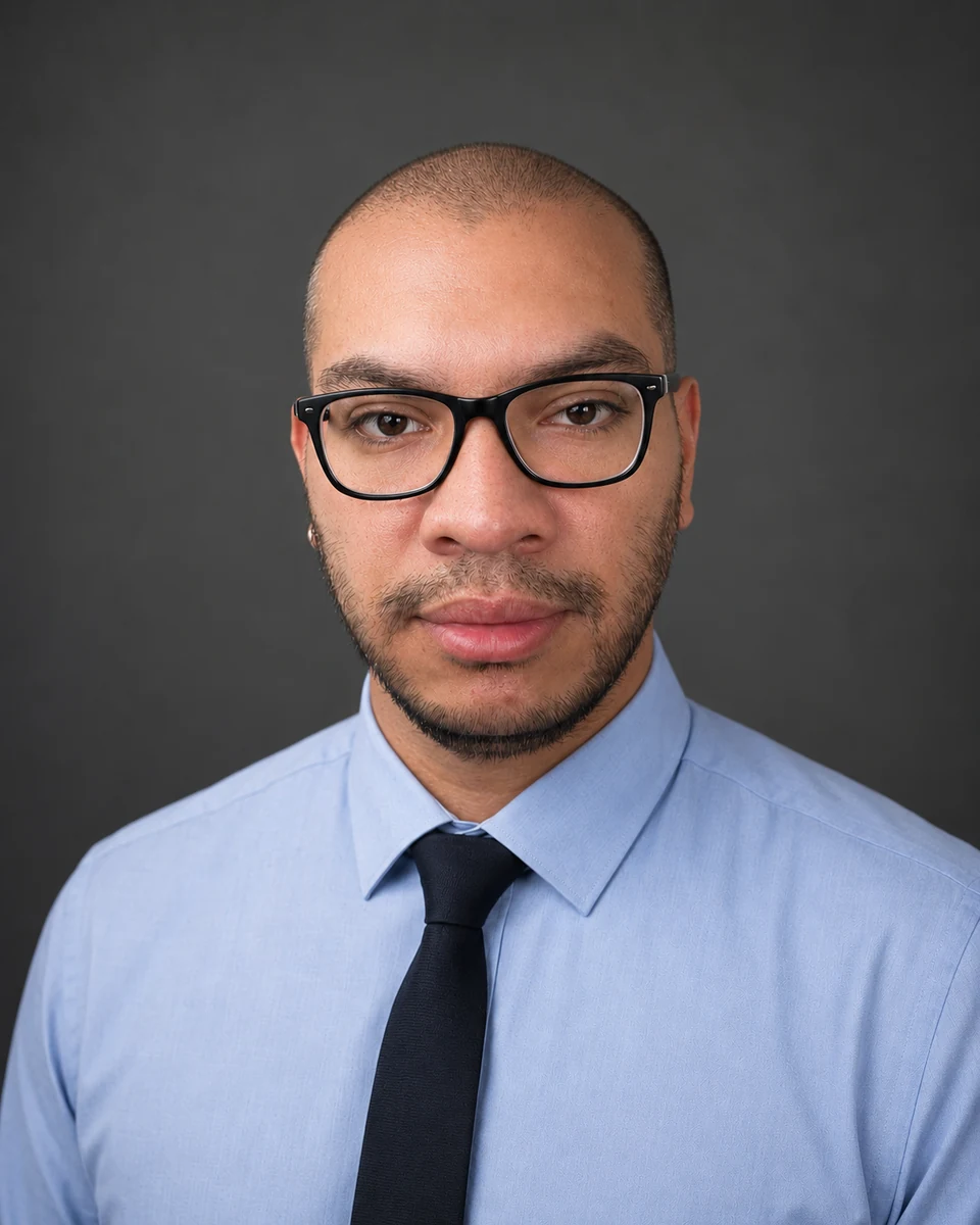 Professional portrait of Cesar Villalpando